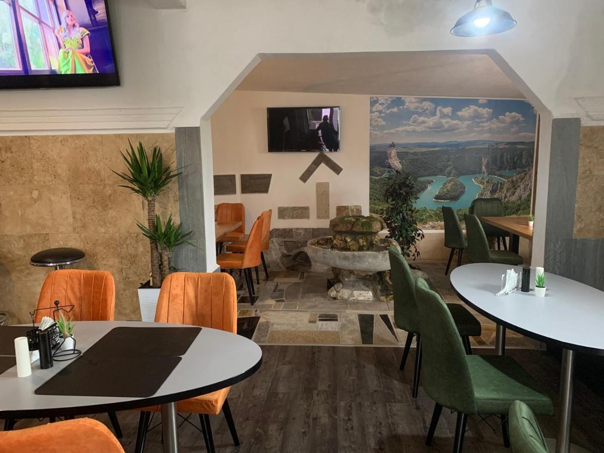 Apartmani & Restoran -S O K O- Sjenica Esterno foto