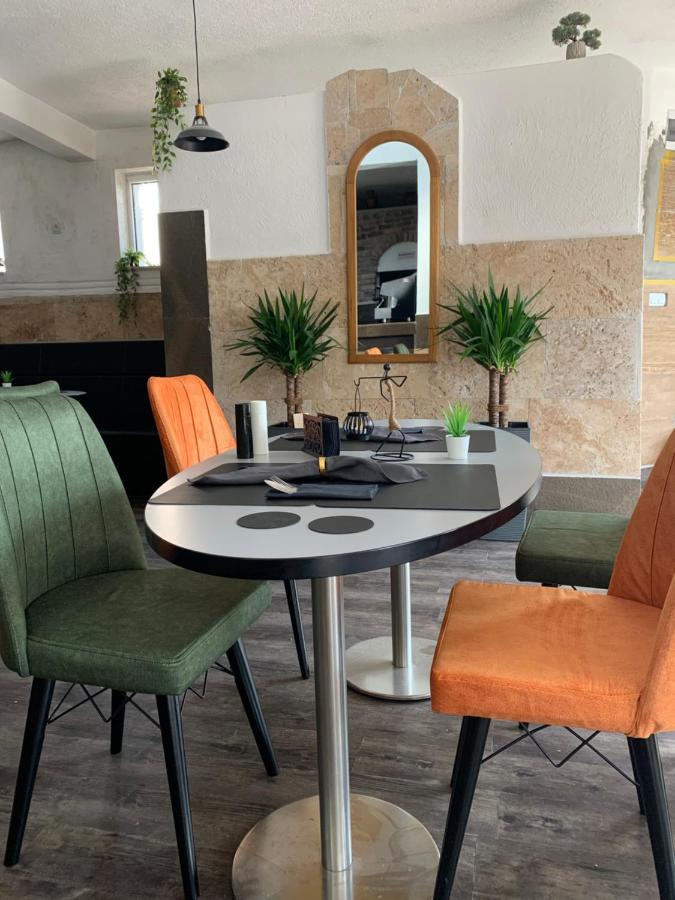 Apartmani & Restoran -S O K O- Sjenica Esterno foto