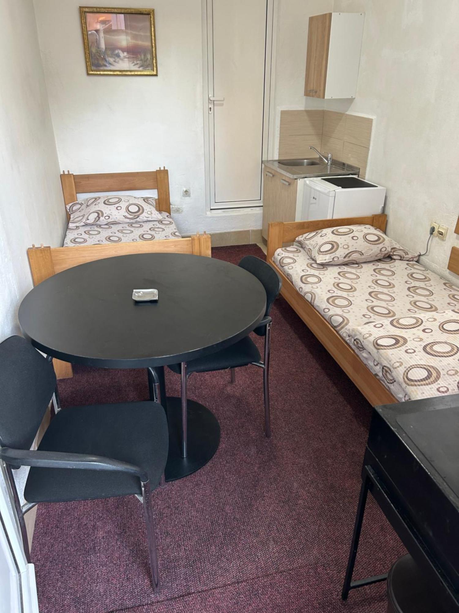 Apartmani & Restoran -S O K O- Sjenica Esterno foto